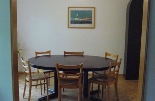 Muttenz House | 150 m² House ∙ 3 bedrooms ∙ 5 guests