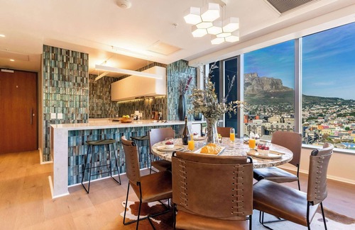 Bo'Kaap Apartment | 1509 on Strand - Luxury apt in Cape Town CBD