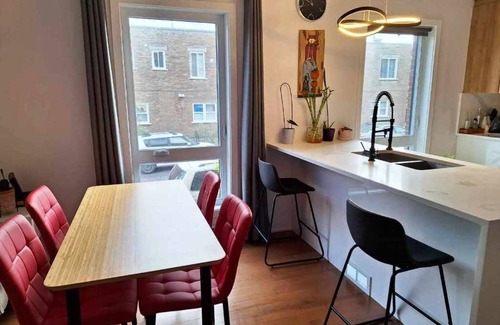 Ville-Emard Apartment | #153 Splendid Unit on 2 Floors in South-West