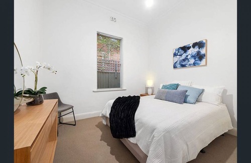 North Adelaide House | 156 m² House ∙ 2 bedrooms ∙ 6 guests