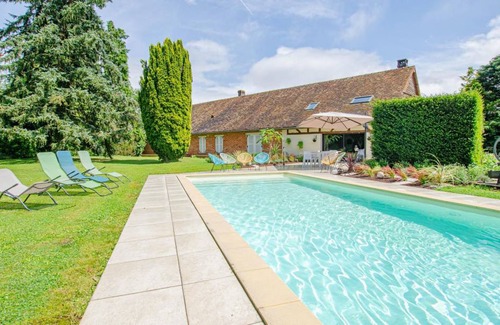 Piney House | 157 m² Gîte ∙ 4 bedrooms ∙ 9 guests