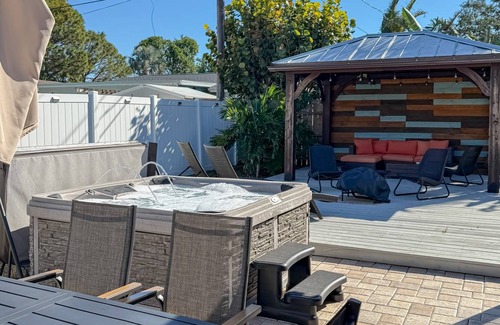 Seminole House | 157 m² House ∙ 3 bedrooms ∙ 8 guests