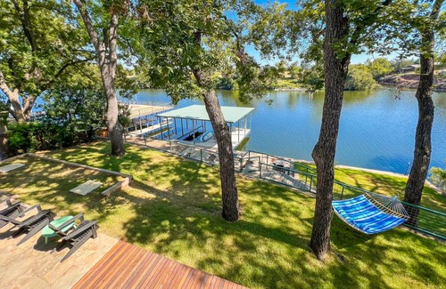 Buchanan Dam House | 158 m² House ∙ 2 bedrooms ∙ 6 guests