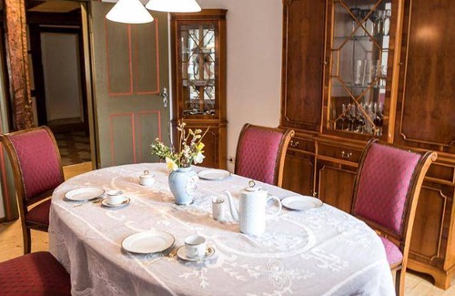 Jena-Zentrum Apartment | 159 m² Apartment ∙ 2 bedrooms ∙ 5 guests