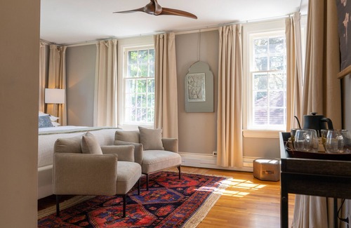 Trumansburg Bed & Breakfast | 16 Elm Heritage Hotel