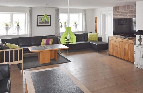 Krik House | 16 person holiday home in Vestervig