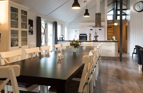Sonderho House | 16 person holiday home on a holiday park in Fanø