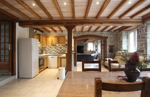 Montaigu-les-Bois House | 160 m² Gîte ∙ 3 bedrooms ∙ 8 guests