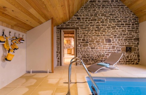 Montaigu-les-Bois House | 160 m² Gîte ∙ 3 bedrooms ∙ 8 guests