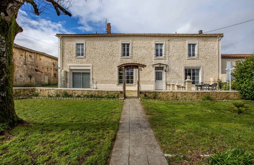 Vix House | 160 m² House ∙ 4 bedrooms ∙ 8 guests