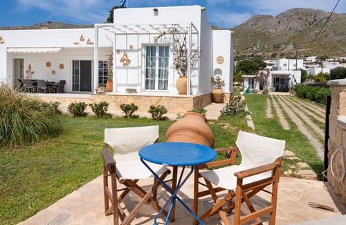 Alinda Villa | 160 m² Villa ∙ 3 bedrooms ∙ 6 guests