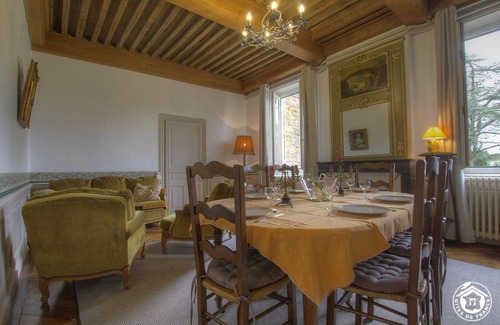 Bage-la-Ville House | 161 m² Gîte ∙ 3 bedrooms ∙ 14 guests
