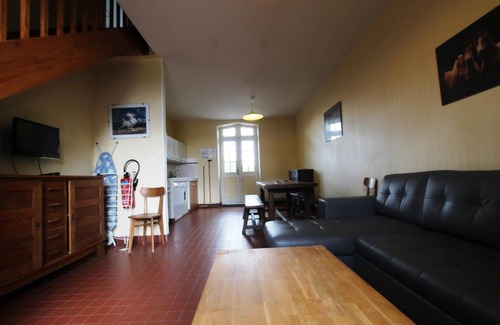 Periers House | 161 m² Gîte ∙ 6 bedrooms ∙ 11 guests