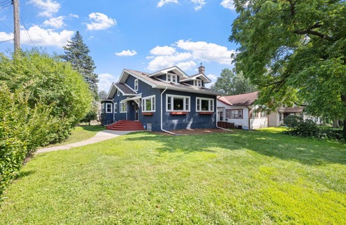 Northeast Minneapolis House | 161 m² House ∙ 2 bedrooms ∙ 6 guests