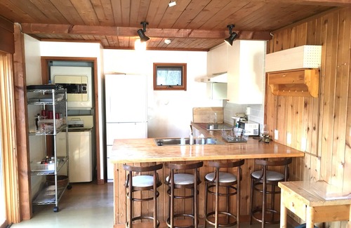 Fujikawaguchiko Cottage | 162㎡cabin/3min walk Lake Saiko/remote work/BBQ/5min drive Kawaguchi Lake/Mt.Fuji