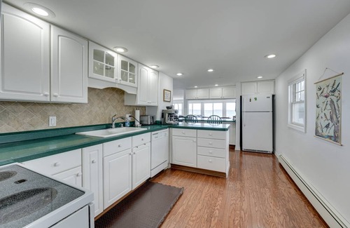 Sturgis Cottage | 163 m² Cabin ∙ 4 bedrooms ∙ 8 guests