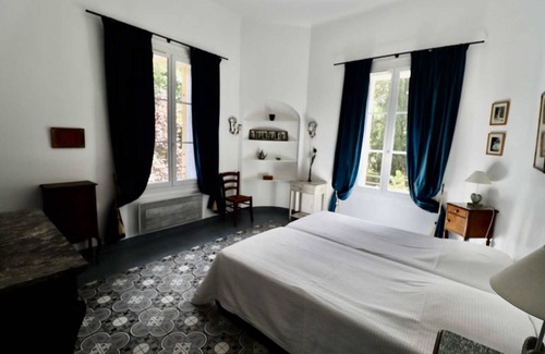 Saint-Just House | 165 m² Gîte ∙ 5 bedrooms ∙ 10 guests