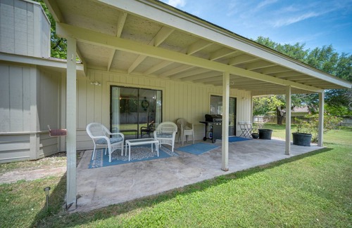 McQueeney House | 167 m² House ∙ 3 bedrooms ∙ 8 guests
