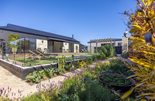 Rye House | 16th Beach Pool House