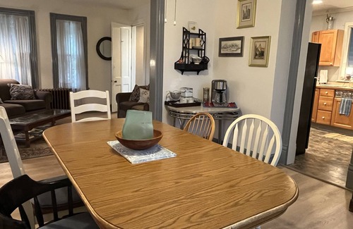 Oneonta House | 17 Cedar - Close to All Star Village in Oneonta, walk to Main St.