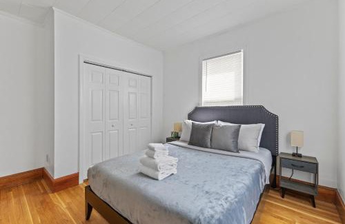 Malden Apartment | 17 Cozy&Spacious 3 bedroom home in Malden with window AC