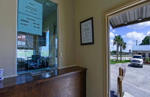 Karnes City House | 17 m² Motel ∙ 2 bedrooms ∙ 4 guests