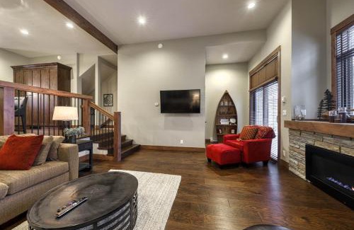 Sun Peaks House | 17 Village Walk Sun Peaks BC