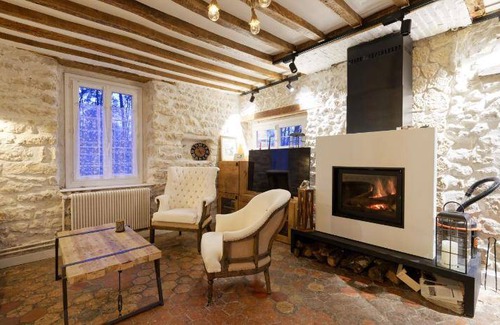 Pressagny-lʼOrgeuilleux Villa | 170 m² Villa ∙ 5 bedrooms ∙ 11 guests