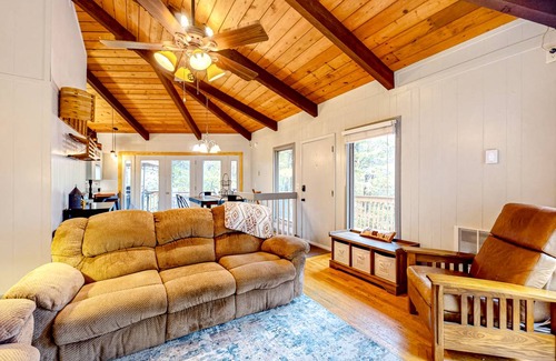Beech Mountain Apartment | 170 m² Apartment ∙ 3 bedrooms ∙ 8 guests