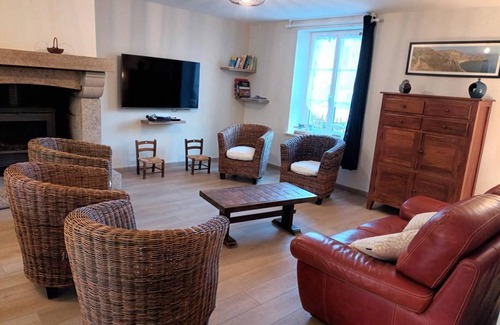 Auderville House | 170 m² Gîte ∙ 4 bedrooms ∙ 8 guests