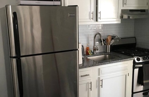 North Bergen Apartment | 1721 1C · Bright NYC Apt/Parking Avail-20 min to Time Square