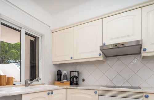 Branqueira Apartment | #174 T2 em Zona Tranquila by Home Holidays