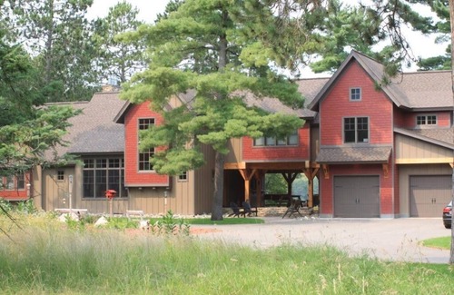 Crosslake House | 178' of Sandy Lake Shore on Private Lake