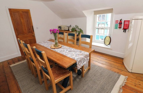 Fishguard House | 18 MAIN STREET, pet friendly, country holiday cottage in Fishguard