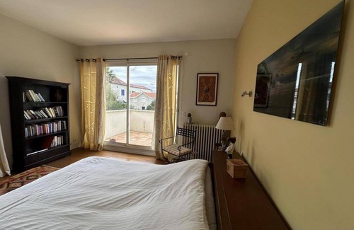 Dax House | 180 m² Gîte ∙ 3 bedrooms ∙ 6 guests