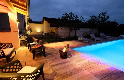 Gaillac House | 180 m² Gîte ∙ 4 bedrooms ∙ 8 guests