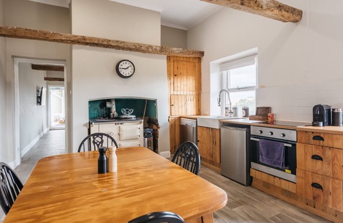 Parkesbourne House | 1830's KippilawLuxurious Stonehouse