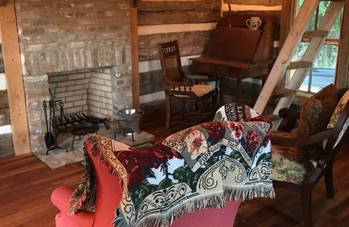 Kokomo House | 1830’s Log Cabin