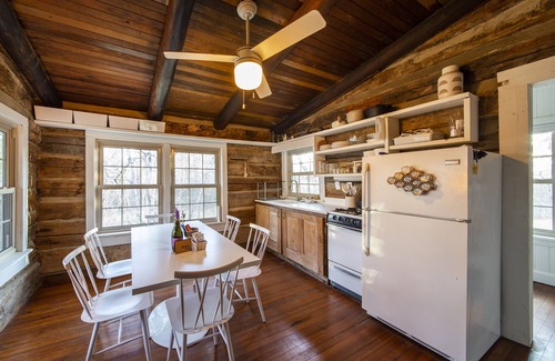 Stoneville Cabin | 1840's Log Cabin Getaway