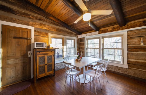 Stoneville Cabin | 1840's Log Cabin Getaway