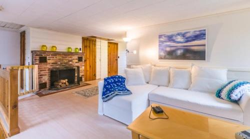 Ellisville House | 1850 State Road Plymouth - Cape Cod