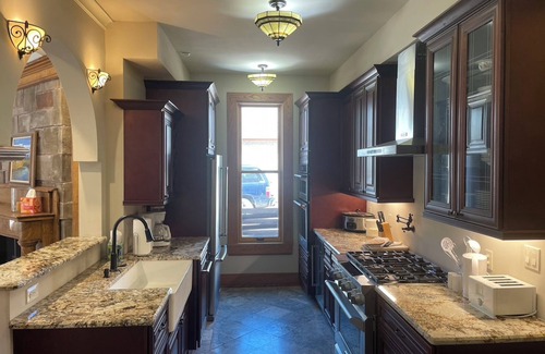 Manitou Springs Historic District Condo | 1880 Historic Richardsonian Romanesque Manitou Springs Award-winning Restoration
