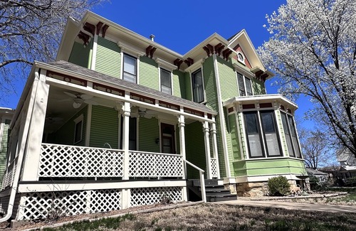 Abilene House | 1884 Victorian Charmer