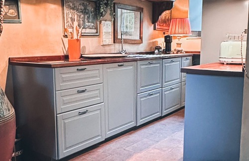 Lorenteggio Apartment | 18th century residence with garden and sauna, close to the Navigli District