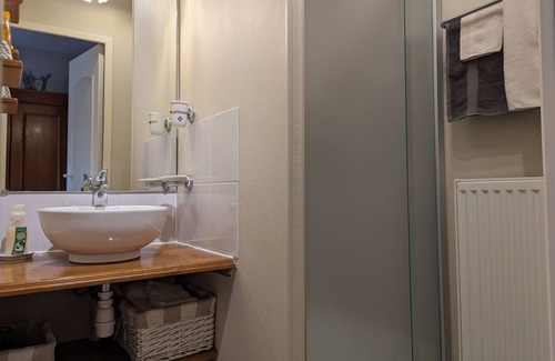 Tavers Bed & Breakfast | 18th-century restored rooms with WiFi in the heart of Loire Castles