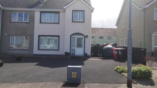 Bundoran House | 19 Doran Close