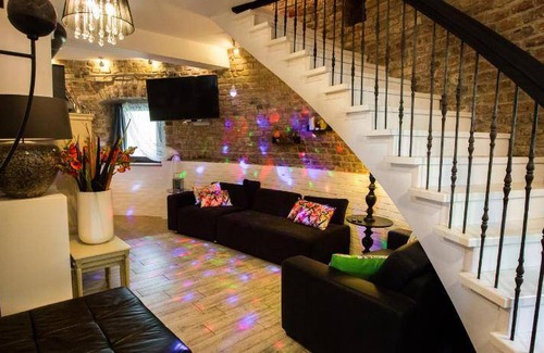 Ryn House | 190 m² House ∙ 5 bedrooms ∙ 10 guests