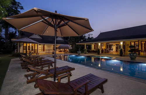 Hin Lek Fai Villa | 1900m2 private villa with big pool, perfect for families & fast WiFi. In Hua Hin