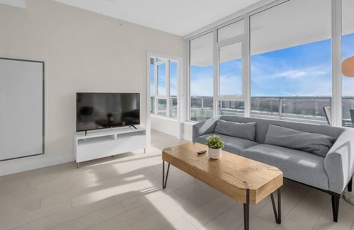 Killarney Apartment | 1902 · Spacious 3B+2B Condo/Huge Balcony!
