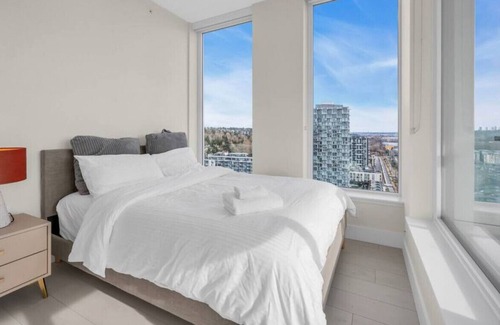 Killarney Apartment | 1902 · Spacious 3B+2B Condo/Huge Balcony!